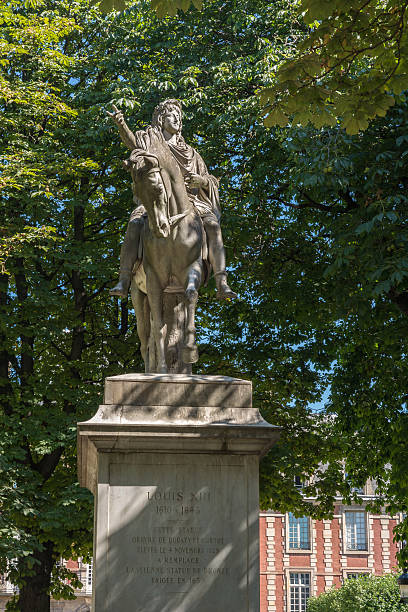 istock Statue of Louis XIII in Paris 622968042
