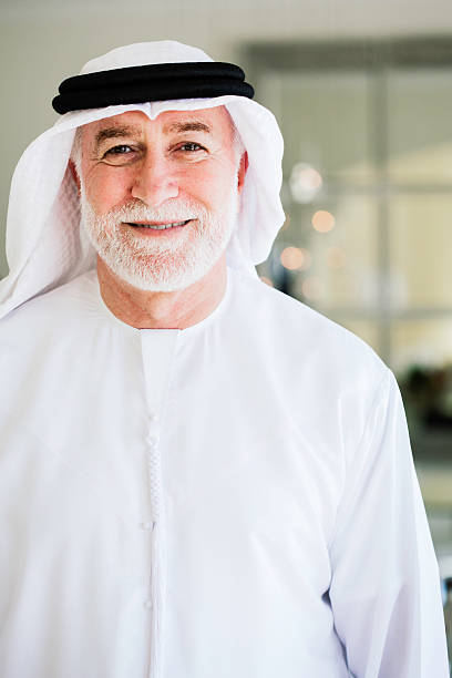 istock Senior man dressed in traditional dishdasha. 623059674