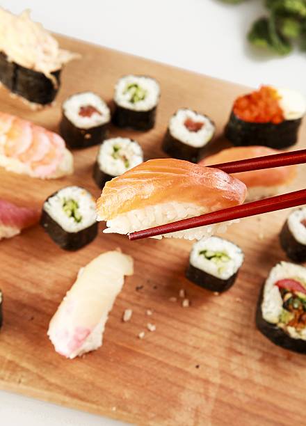 суши - nigri sushi стоковые фото и изображения