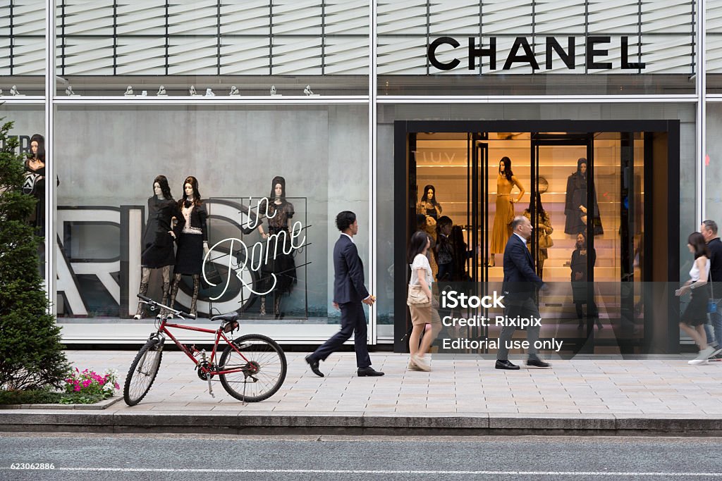 Chanel Store Tokyo Stock Photo - Download Image Now - Chanel