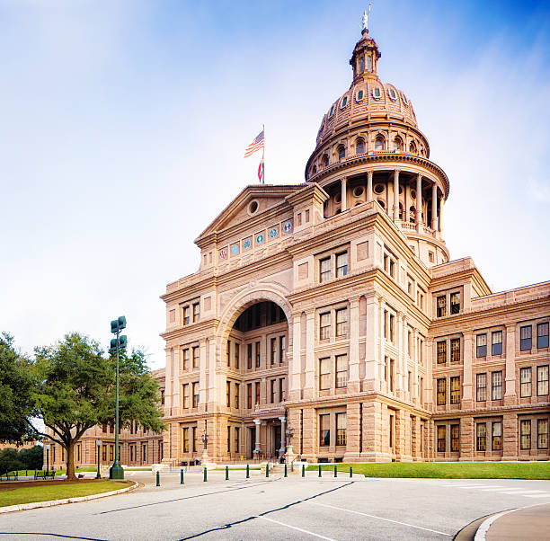 istock Capitol building in Austin Texas Oblique view 623097974