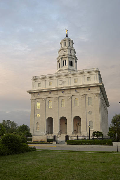 The LDS Temple in Nauvoo, Illinois The Mormon Temple in Nauvoo, Illinois mormonism photos stock pictures, royalty-free photos & images