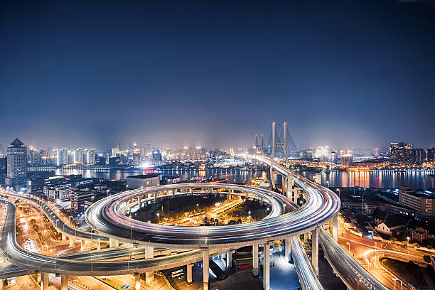 아름다운 난푸 다리 에서 황혼, 황푸 강을 건너, 상하이 - bridge architecture shanghai construction frame 뉴스 사진 이미지