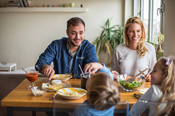 istock Enjoying a lunch with kids 623301306