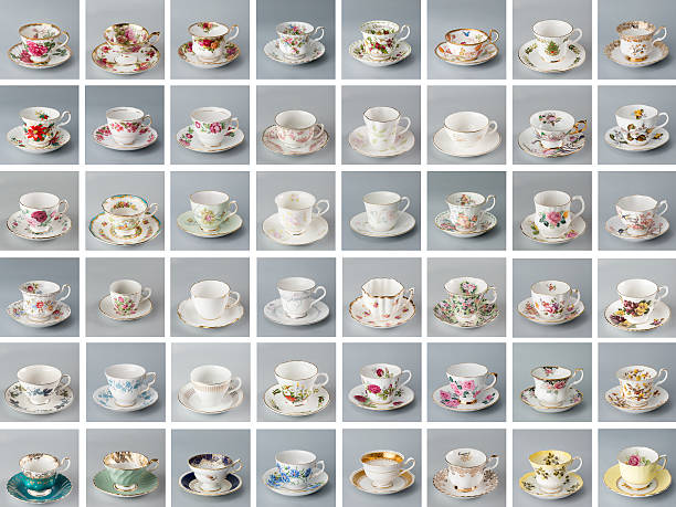 골동품 영어 파인 본 차이나 찻잔 컬렉션 - old fashioned tea cup victorian style beauty 뉴스 사진 이미지