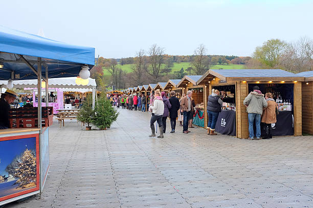 mercado de natal. - derbyshire - fotografias e filmes do acervo