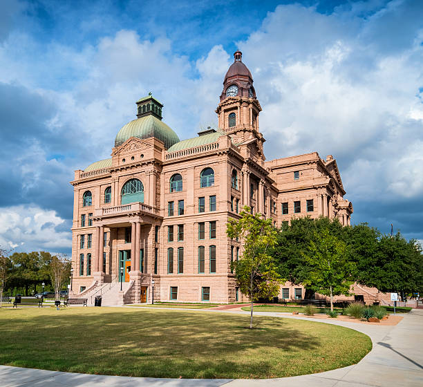 istock Tarrant County Courthouse in Downtown Fort Worth Texas USA 623534030