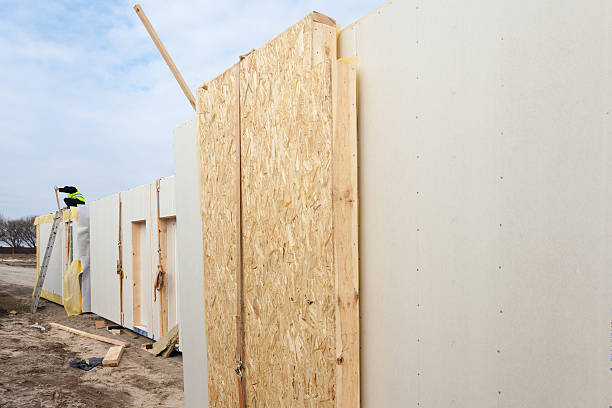 istock Insulated Panels SIP. Building new frame energy-efficient house 623585126
