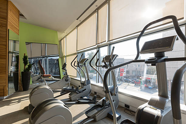 istock Interior of a modern hotel gym 623586008