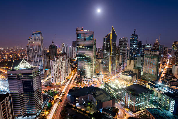 makati skyline, metro manila - philippines - manila imagens e fotografias de stock
