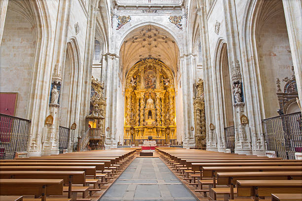 Salamanca - nave of monastery Convento de San Esteban. Salamanca, Spain - April 16, 2016: Salamanca -The nave of monastery Convento de San Esteban. convento stock pictures, royalty-free photos & images