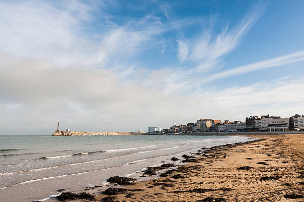 margate bay e spiaggia nel kent, inghilterra sud-orientale, regno unito - southeast england foto e immagini stock