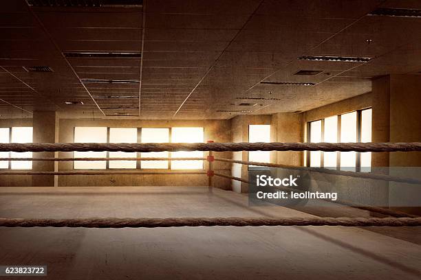 Empty Ring Boxing Arena For Training Stok Fotoğraflar & Boks ringi‘nin Daha Fazla Resimleri - Boks ringi, Boks - Spor, Spor salonu