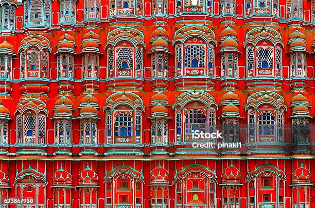 Ventanas De Hawa Mahal Foto de stock y más banco de imágenes de Jaipur - Jaipur, India, Hawa Mahal