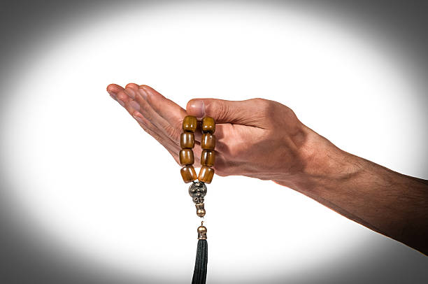 praying hands with rosary - confessional nun imagens e fotografias de stock