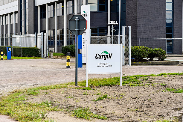 main entrance cargill bergen op zoom - cargill, incorporated imagens e fotografias de stock