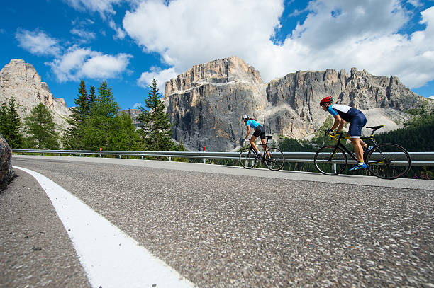 istock Beautiful cycling tour on a pass 624027834