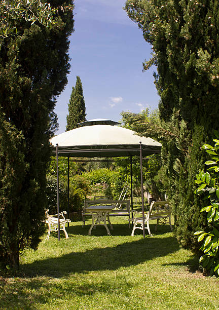 istock Gazebo in a garden un Tuscan hills 624032924