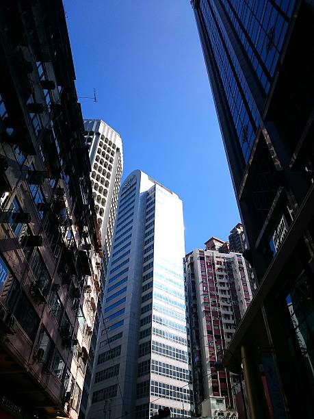 istock Hennessy Road - Hong Kong 624054104