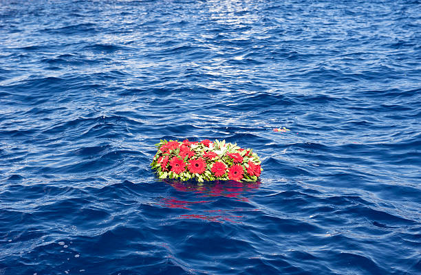 istock memorial wreaths 624227084