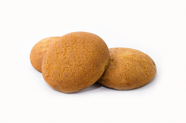 istock Honey ginger cookies with milk 624354096