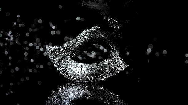 maschera di carnevale venitiana maschera mascherata maschera, piume teatrali femminili - carnival mask women party foto e immagini stock