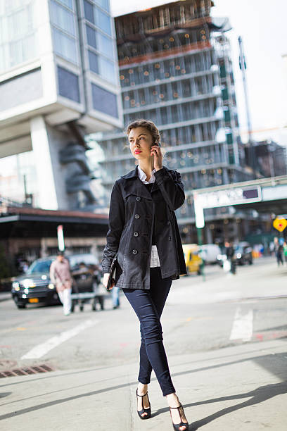 istock Business Woman chatting on phone 624532100