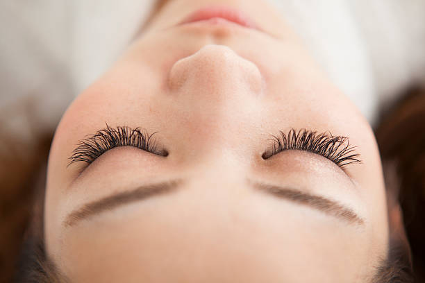 istock Woman who is relaxing and sleeping at a salon 624540110