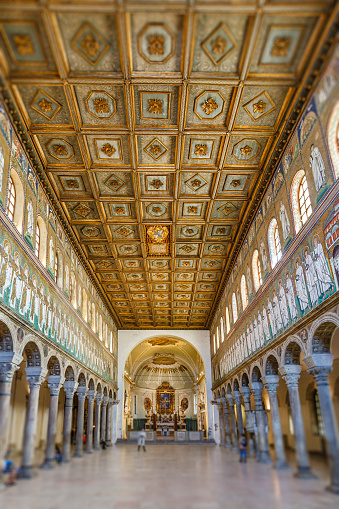 Basílica de santa'Apollinare Nuovo, Ravenna photo