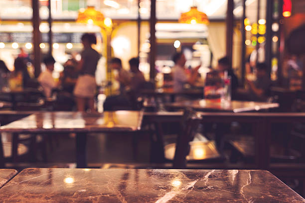 blurred background of restaurant interior - food shopping imagens e fotografias de stock