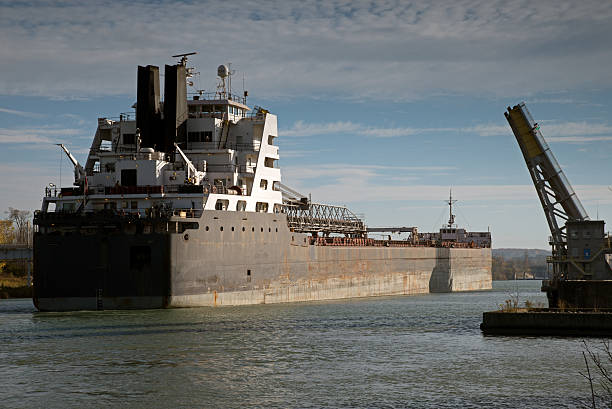 istock Self Discharging Bulk Carrier on the Welland Canal 624684476