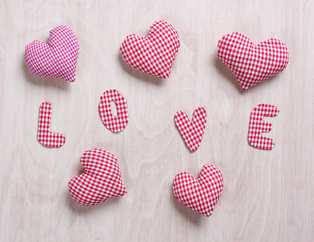tekstylne słowo miłości - cushion pillow heart shape multi colored zdjęcia i obrazy z banku zdjęć