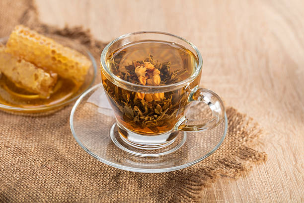 istock cup of tea and honeycomb 624929092
