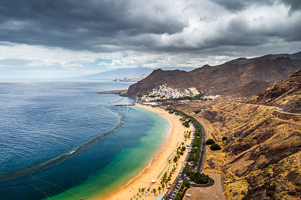 istock Famous beach and ocean lagoon Playa de las Teresitas 624959062