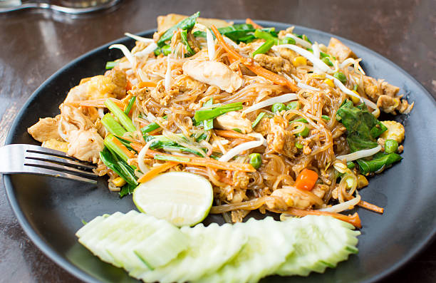 istock Pad Thai meal served on a plate 624985626