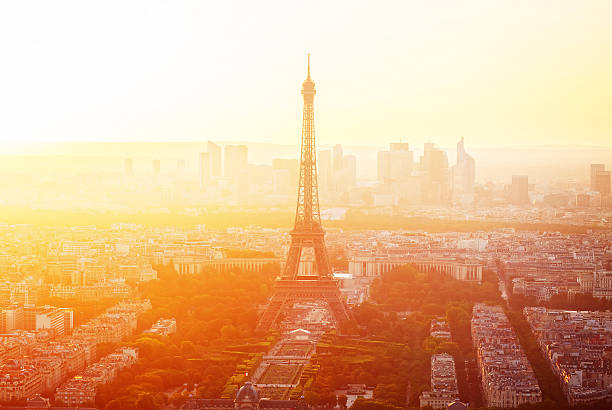 istock Eiffel Tower and Paris cityscape 624991406