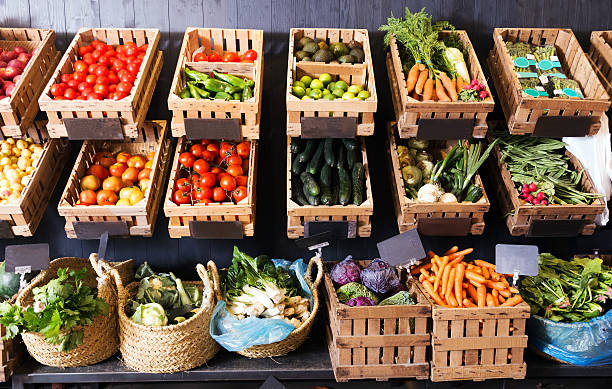 istock fruits and veggies market 625008652