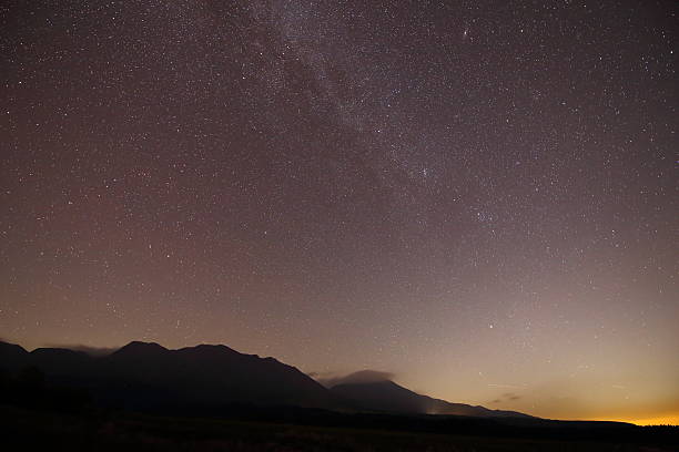 istock Kuju Mountains and the Starry Sky 625057860