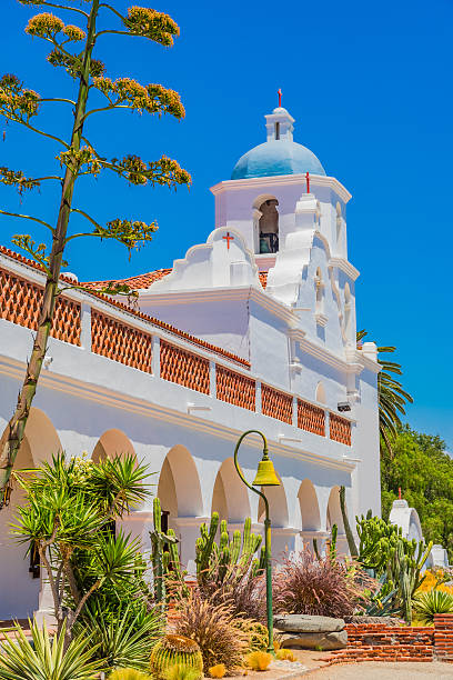 istock Historic Mission San Luis Rey spanish architecture, CA 625065508