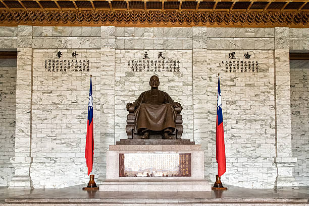 Chiang Kai Shek memorial hall detail, Taiwan Taipei, Taiwan - July 26, 2016: Bronze statue of Chiang Kai-shek in CKS Memorial Hall, Taipei, Taiwan. chiang kai shek photos stock pictures, royalty-free photos & images