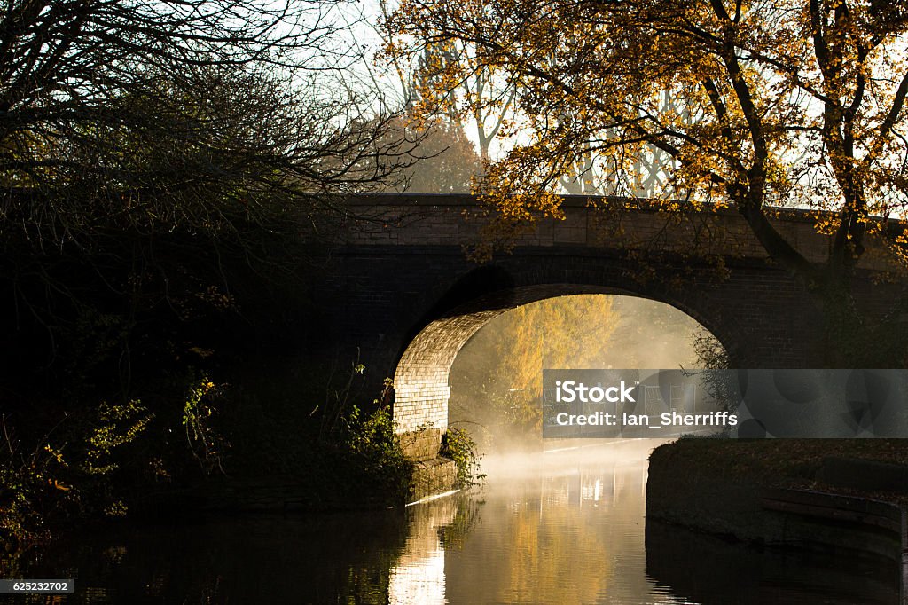 River Thames Bridge at first light River Thames Bridge at St Johns Lock first light Arch - Architectural Feature Stock Photo