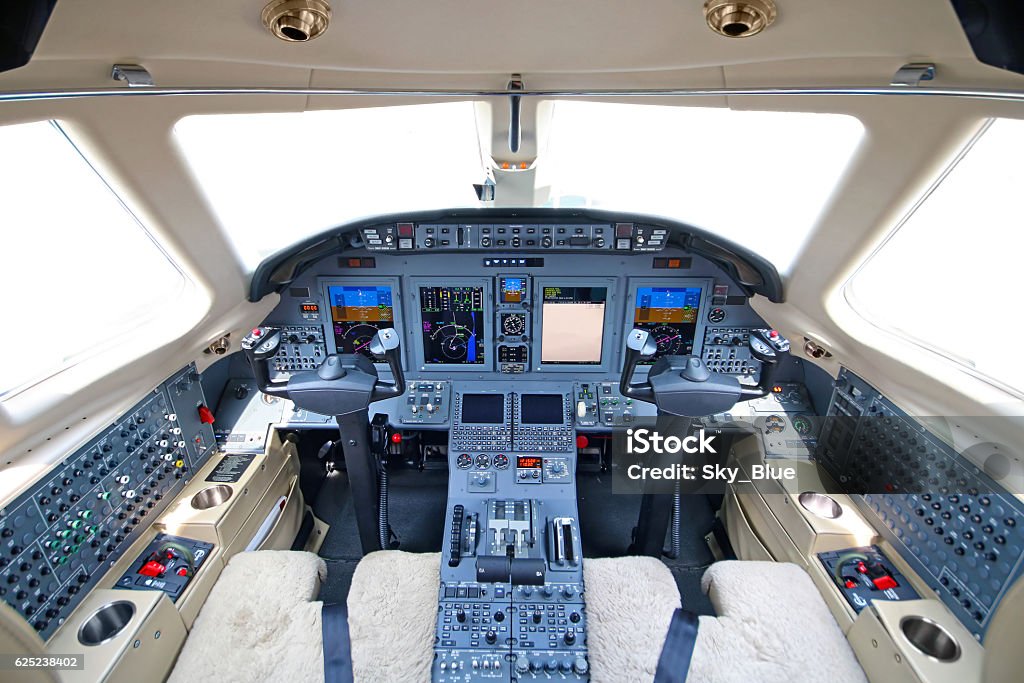 Flugzeug-cockpit - Lizenzfrei Cockpit Stock-Foto