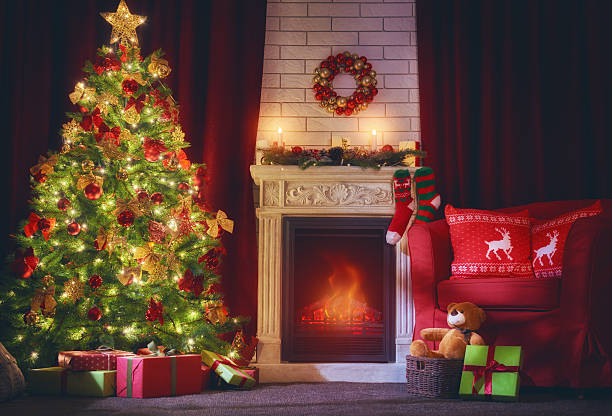 istock living room decorated for Xmas 625285668