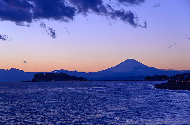 istock Enoshima and Mt.Fuji in the twilight 625299406