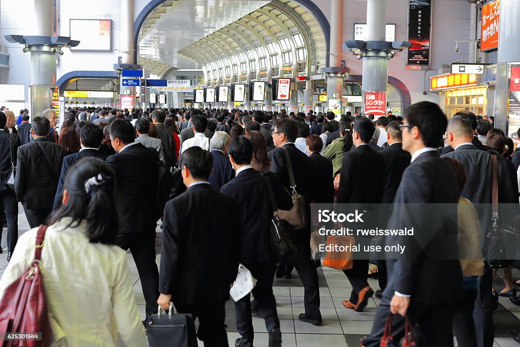 Morning Peak Hour In The Metro Station Tokyojapan 7668 Stock Photo - Download Image Now - iStock Morning Peak Hour In The Metro Station Tokyojapan 7668 Stock Photo - Download Image Now - iStock