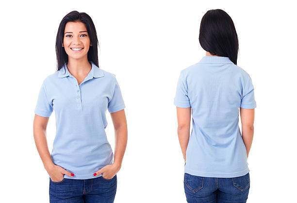 mulher de camisa polo azul - blue polo shirt - fotografias e filmes do acervo