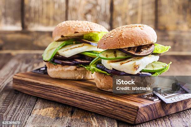 Grilled Vegetable And Haloumi Burger With Romaine Lettuce Stock Photo - Download Image Now