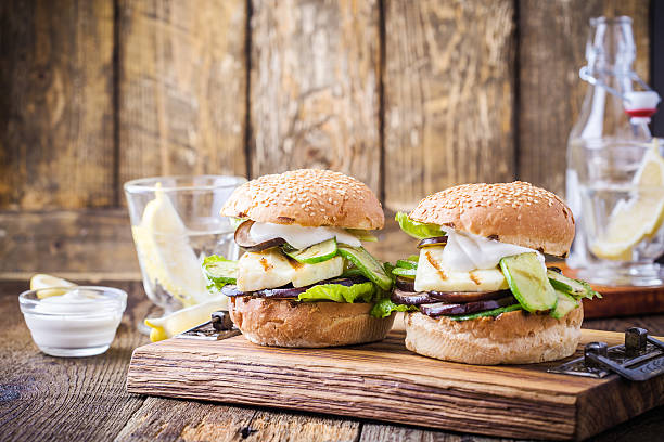 istock Grilled vegetable and haloumi burger with romaine lettuce 625369954