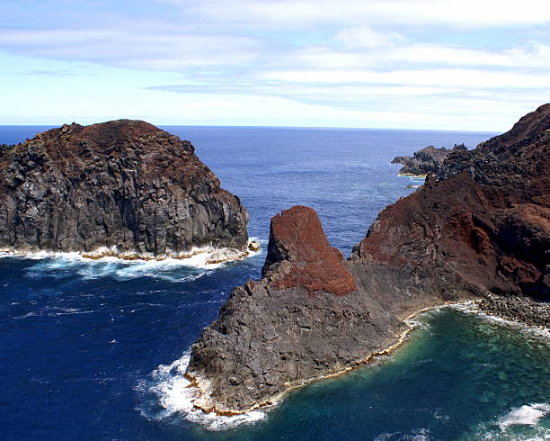istock Bay of Ponta da Barca 625379118