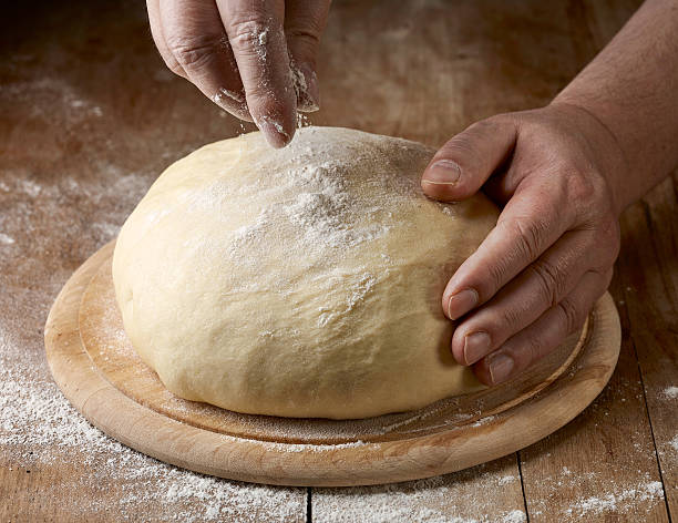 massa crua fresca - dough sphere kneading bread imagens e fotografias de stock